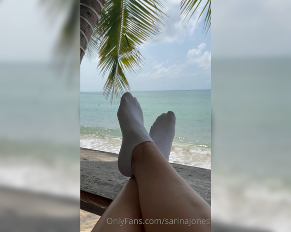 Sarina Jones aka sarinajones - 04-19-2023 OnlyFans Video - The view of the sea is incredible