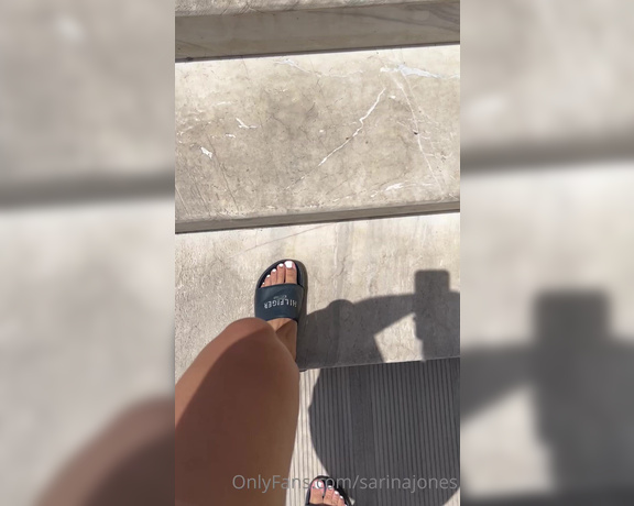 Sarina Jones aka sarinajones - 10-12-2023 OnlyFans Video - The weather today is so hot The only thing to do is _ wearing slippers