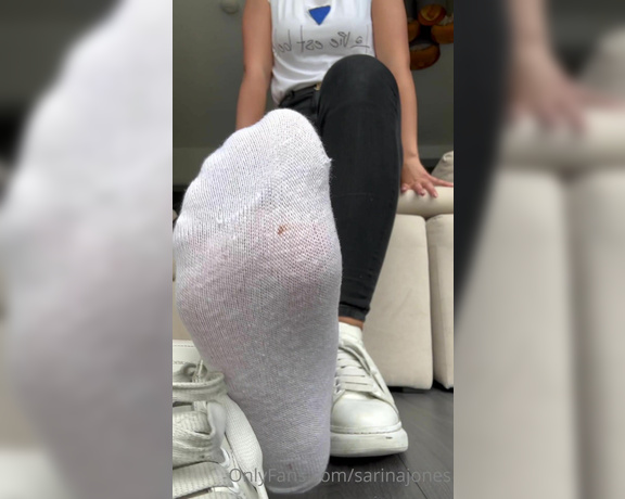 Sarina Jones aka sarinajones - 08-02-2024 OnlyFans Video - Im taking off my Alexander McQueen to show you my white, clean and fresh socks