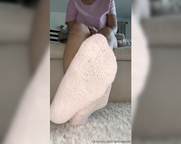 Sarina Jones aka sarinajones - 12-22-2023 OnlyFans Video - In Fuzzy Socks season we wear pink  P