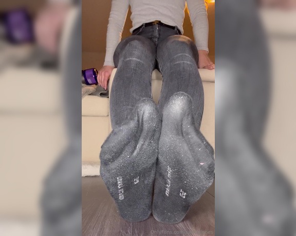 Sarina Jones aka sarinajones - 03-24-2024 OnlyFans Video - Here are some dirty black socks for you