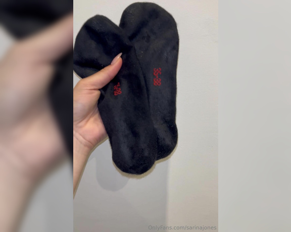 Sarina Jones aka sarinajones - 08-30-2024 OnlyFans Video - Ive worn these black socks for 2 days