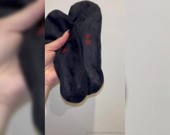 Sarina Jones aka sarinajones - 08-30-2024 OnlyFans Video - Ive worn these black socks for 2 days