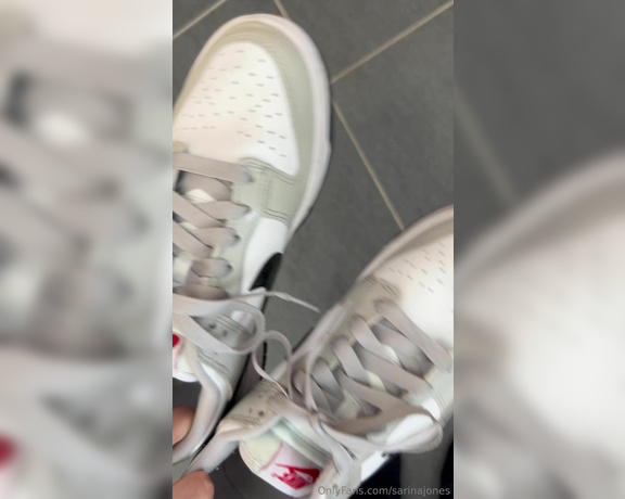 Sarina Jones aka sarinajones - 08-18-2024 OnlyFans Video - Do you like these sweat prints on the floor and my socks, right after the gym