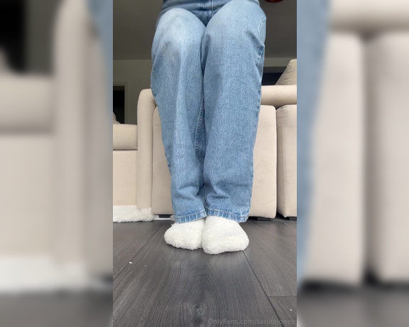 Sarina Jones aka sarinajones - 12-02-2024 OnlyFans Video - Fuzzy socks will keep my feet warm amp sweaty