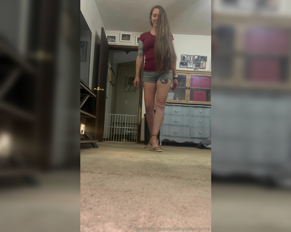 SoldmySolesforInk aka soldmysolesforink - 09-08-2023 OnlyFans Video - Smidge different kind of a peel today but hope you enjoy as much as I did