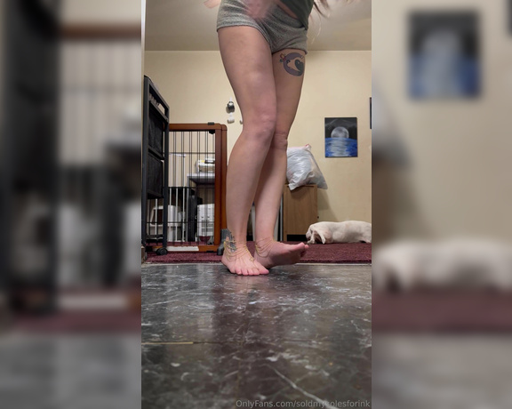 SoldmySolesforInk aka soldmysolesforink - 11-26-2023 OnlyFans Video - Self worship Saturday anyone Have some new good boys and couldnt be more smitten big thanks_ca3l