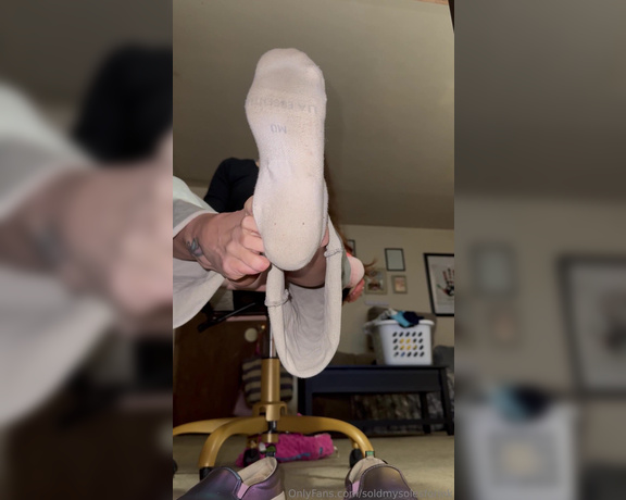 SoldmySolesforInk aka soldmysolesforink - 03-07-2024 OnlyFans Video - I love that my stanky sweaty socks make yall just as hard as my high heeled