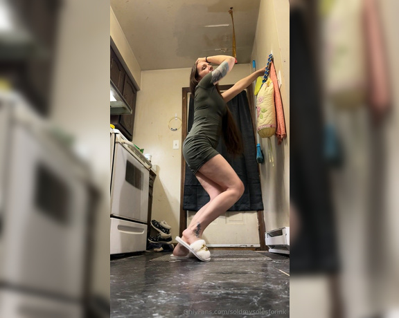 SoldmySolesforInk aka soldmysolesforink - 04-12-2024 OnlyFans Video - Your goddess is ready to waltz right into the weekend