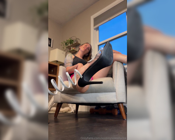 SoldmySolesforInk aka soldmysolesforink - 05-29-2024 OnlyFans Video - A teasing good time