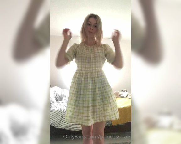 Princess-Rae aka princess-rae - 06-01-2022 OnlyFans Video - Were back in the UK finally Staying with family for a few days