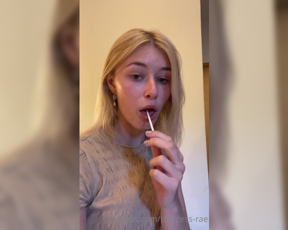 Princess-Rae aka princess-rae - 05-31-2022 OnlyFans Video - Keeping my tongue entertained while Daddy is out