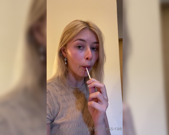 Princess-Rae aka princess-rae - 05-31-2022 OnlyFans Video - Keeping my tongue entertained while Daddy is out