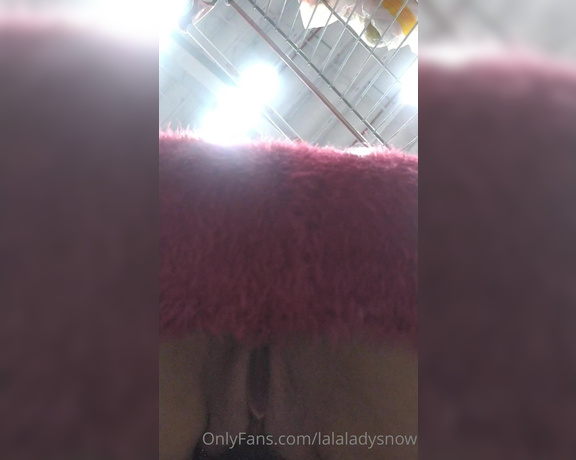 Lady Snow aka lalaladysnow - 06-03-2022 OnlyFans Video - I bought everything I needed Comprei tudo que precisava