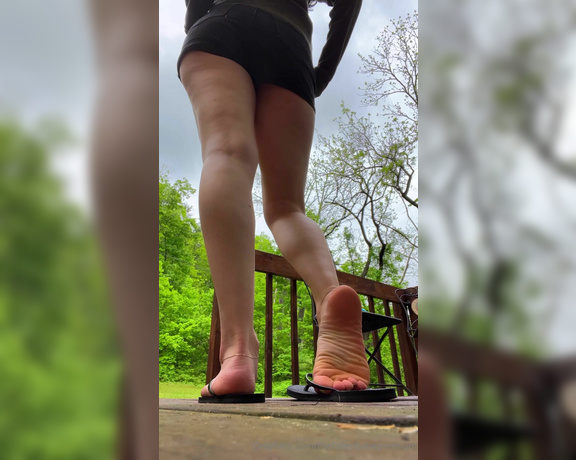 The Fallen Babe aka thefallenbabepremium - 05-26-2024 OnlyFans Video - Hmmm look at this pretty pedi, these delicious soles, I know they drive you crazy and