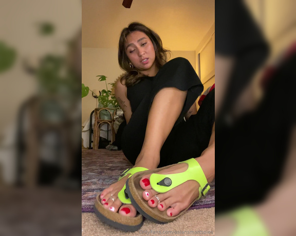 Asian Smart Soles aka asiansmartsoles - 02-09-2024 OnlyFans Video - hey   i wanted to show you my birkenstock collection, i just have a few