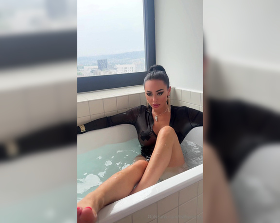 Evil Woman aka evilwoman - 07-16-2024 OnlyFans Video - Imagine being my house slve and worshipping my feet while Im taking a bath