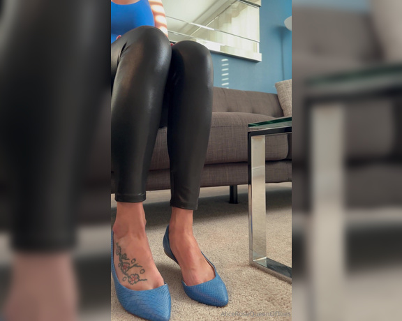 Alice Rose aka alicerosequeenoftoes - 07-05-2024 OnlyFans Video - You asked me to take my shoes off, so Im going to take my time