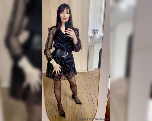 Alysa nylon VIP aka alysanylon2 - 11-30-2023 OnlyFans Video - OUTFIT OF THE DAY ITALIENNE STYLE