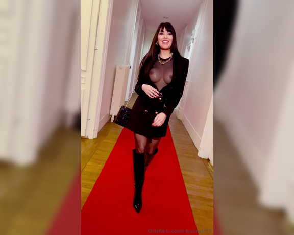 Alysa nylon VIP aka alysanylon2 - 02-28-2024 OnlyFans Video - MA TENUE POUR CE SOIR  MY OUTFIT FOR THIS EVENING