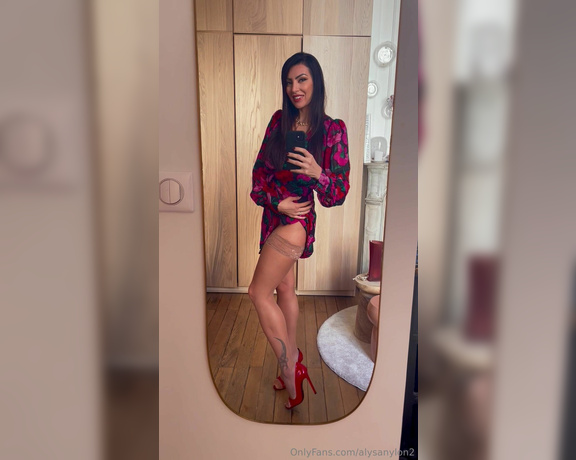 Alysa nylon VIP aka alysanylon2 - 11-03-2024 OnlyFans Video - GOOD MORNING  MY OUTFIT OF THE DAY