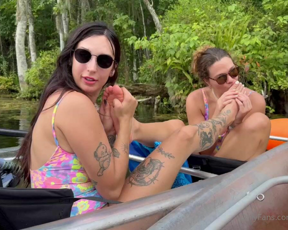 Ashley Lotts aka ashleylottsxo - 08-09-2024 OnlyFans Video - Were out in the swamp doing things to each others toes hang10toess