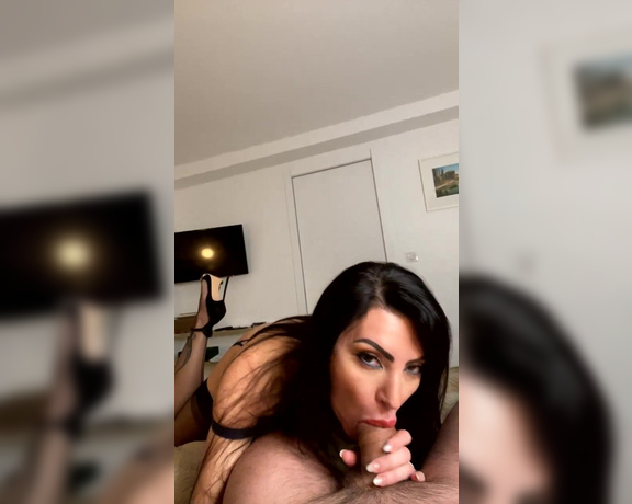 Alysa nylon VIP aka alysanylon2 - 01-05-2025 OnlyFans Video - LAST LIVE HAPPY NEW YEAR Stream started at 01052025 0904 pm