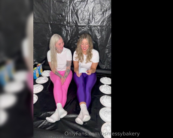 ‍Bsmessybakery ‍ aka bsmessybakery - 08-10-2024 OnlyFans Video - Check your DMs for the full video of myself and the beautiful danniikennedy going head to