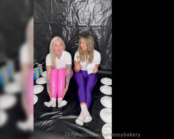 ‍Bsmessybakery ‍ aka bsmessybakery - 08-10-2024 OnlyFans Video - Check your DMs for the full video of myself and the beautiful danniikennedy going head to