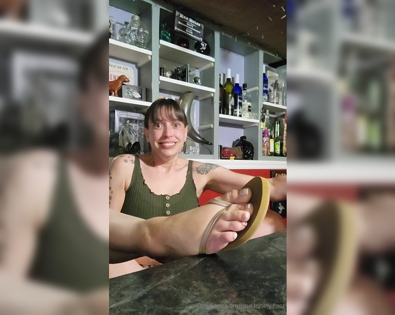 Crystal Paris aka one.lonely.foot - 07-12-2024 OnlyFans Video - Randoms from the week_30gd