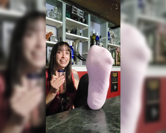 Crystal Paris aka one.lonely.foot - 07-19-2024 OnlyFans Video - Randoms from the week_h0r7