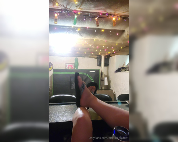 Crystal Paris aka one.lonely.foot - 07-23-2024 OnlyFans Video - View of the tops