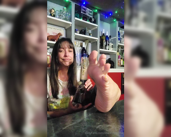 Crystal Paris aka one.lonely.foot - 07-26-2024 OnlyFans Video - Randoms from the week_rseg