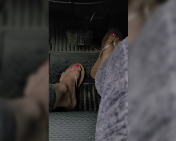 Crystal Paris aka one.lonely.foot - 08-14-2024 OnlyFans Video - Jerk as I drive