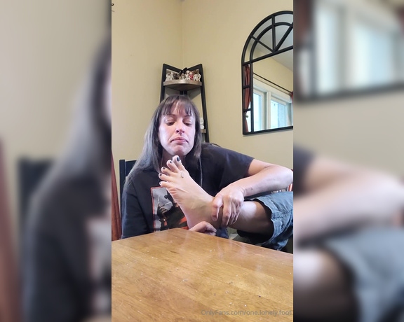 Crystal Paris aka one.lonely.foot - 09-24-2024 OnlyFans Video - Nothing wrong with a little dirt