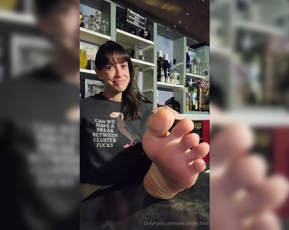 Crystal Paris aka one.lonely.foot - 11-08-2024 OnlyFans Video - Randoms from the week_3ytu