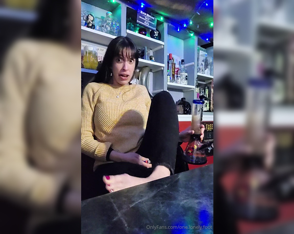 Crystal Paris aka one.lonely.foot - 11-30-2024 OnlyFans Video - Randoms from the week_p8ta