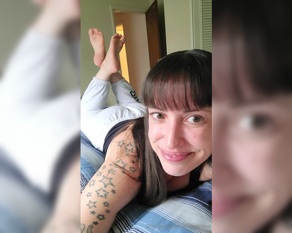 Crystal Paris aka one.lonely.foot - 12-28-2024 OnlyFans Video - Perfectly in the pose