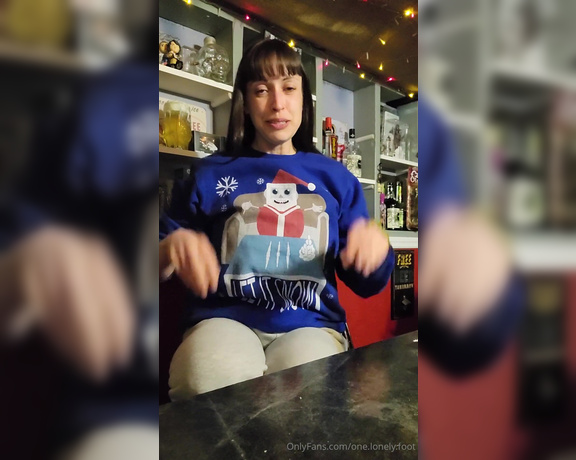 Crystal Paris aka one.lonely.foot - 12-13-2024 OnlyFans Video - Randoms from the week_e5c7