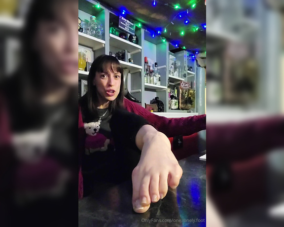 Crystal Paris aka one.lonely.foot - 01-10-2025 OnlyFans Video - Randoms from the week_8nq6