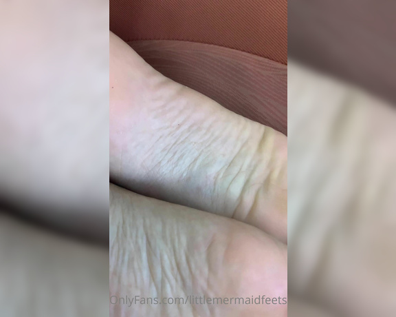 Little Mermaid aka littlemermaidfeets - 09-09-2022 OnlyFans Video - this is the most delicious video you will see today