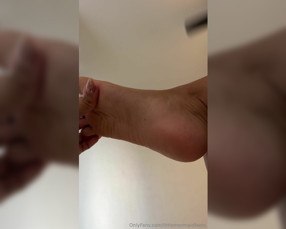 Little Mermaid aka littlemermaidfeets - 09-04-2023 OnlyFans Video - Soles