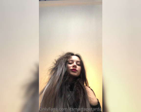 Marta Petarda aka itsmartapetarda - 12-23-2022 OnlyFans Video - Stepped on you