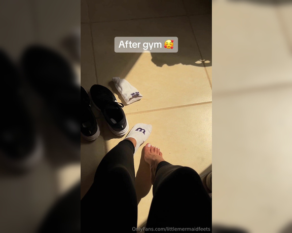 Little Mermaid aka littlemermaidfeets - 07-24-2024 OnlyFans Video - What I do after gym