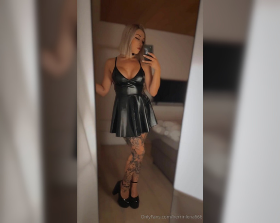 Herrin Lena aka herrinlena666 - 09-07-2024 OnlyFans Video - Du sollst auf die Knie gehen, mit dem Kopf auf dem Boden