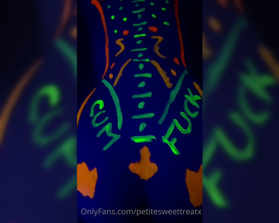 Petitesweettreatx aka petitesweettreatx - 09-18-2022 OnlyFans Video - Doggy style with a blacklight and UV paint was interesting, thats for sure