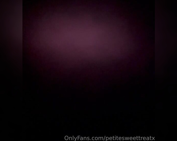 Petitesweettreatx aka petitesweettreatx - 03-02-2024 OnlyFans Video - Is this seat taken