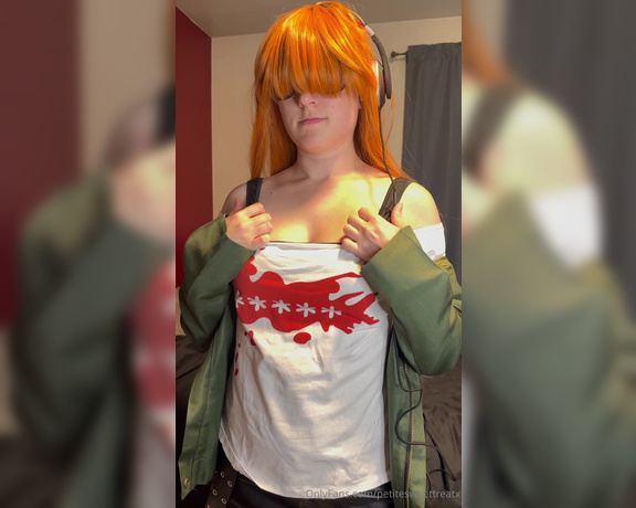 Petitesweettreatx aka petitesweettreatx - 05-23-2024 OnlyFans Video - You never saw this coming  Futaba from Persona 5 cosplay