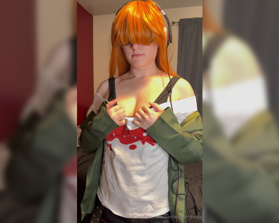 Petitesweettreatx aka petitesweettreatx - 05-23-2024 OnlyFans Video - You never saw this coming  Futaba from Persona 5 cosplay