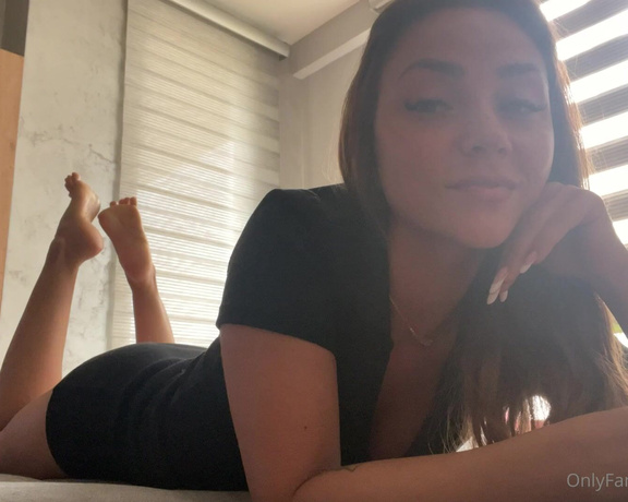 ElenaFin aka elenafin - 05-17-2022 OnlyFans Video - Who will win today with spoiling me the most